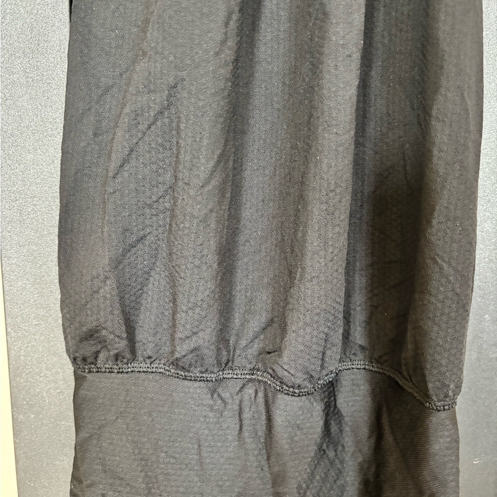 Lululemon Black Built in Bra Yoga Top - size S - Picture 3 of 5